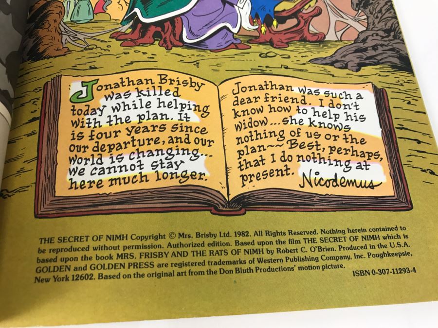 (3) The Secret Of NIMH Graphic Novel Comic Book, Poster Coloring Book And Paint With Water Book New Old Stock [Photo 11]