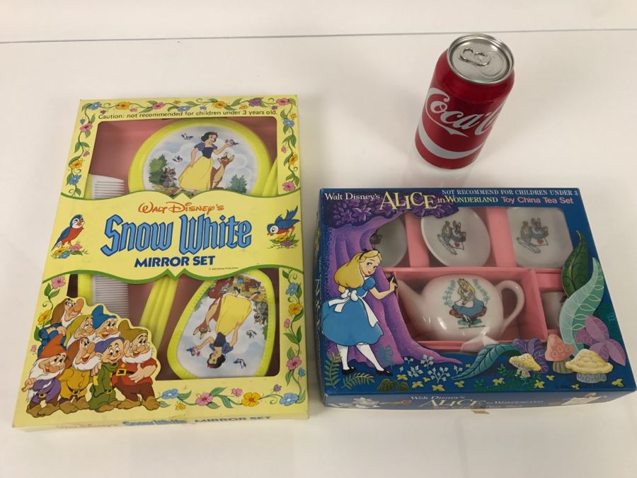 Walt Disney's Snow White Mirror Set And Walt Disney's Alice In Wonderland Toy China Set New Old Stock