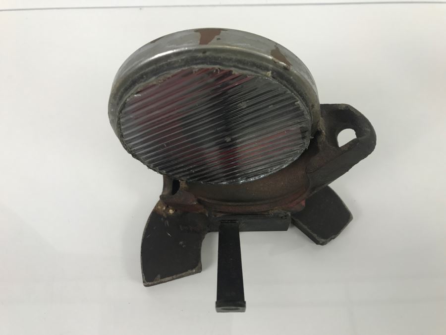 Metal And Glass Sculpture By Local Artist Karen Dugan Hand Signed - 7'W X 7'H X 6'D [Photo 8]