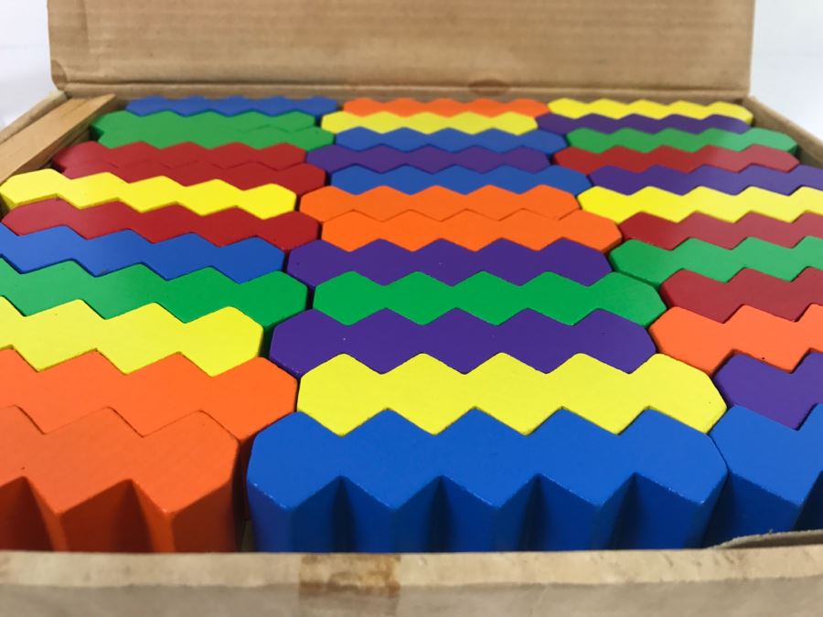 Vintage Three Worlds ZigZag Blocks No. E068