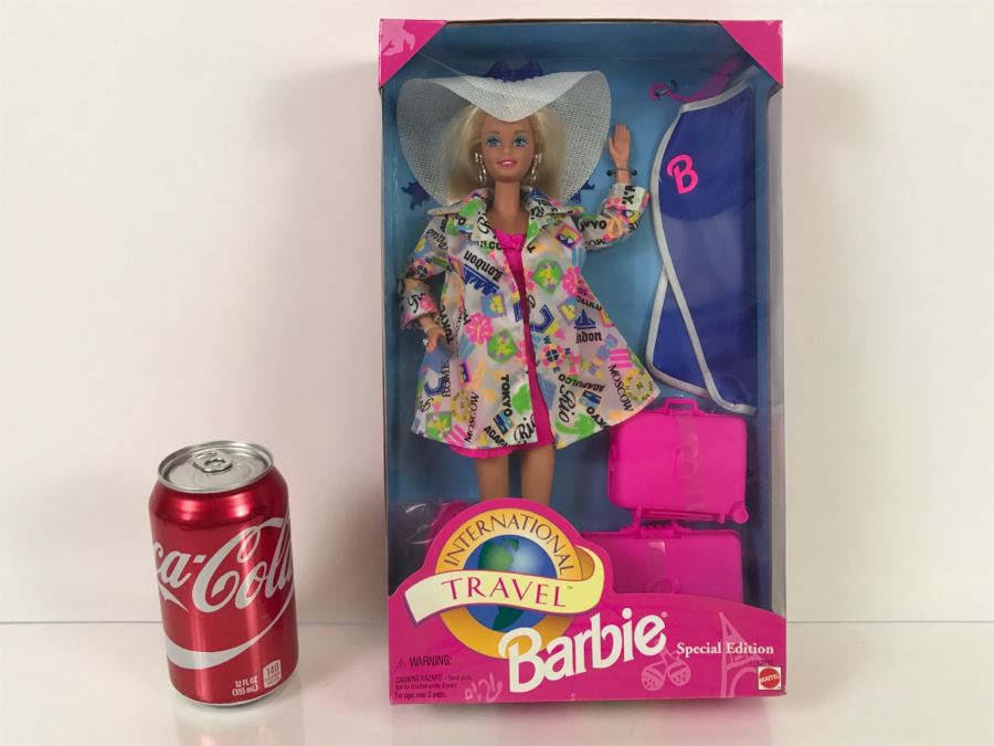 Vintage 1994 International Travel Barbie Special Edition Mattel 13912 New Old Stock [Photo 1]