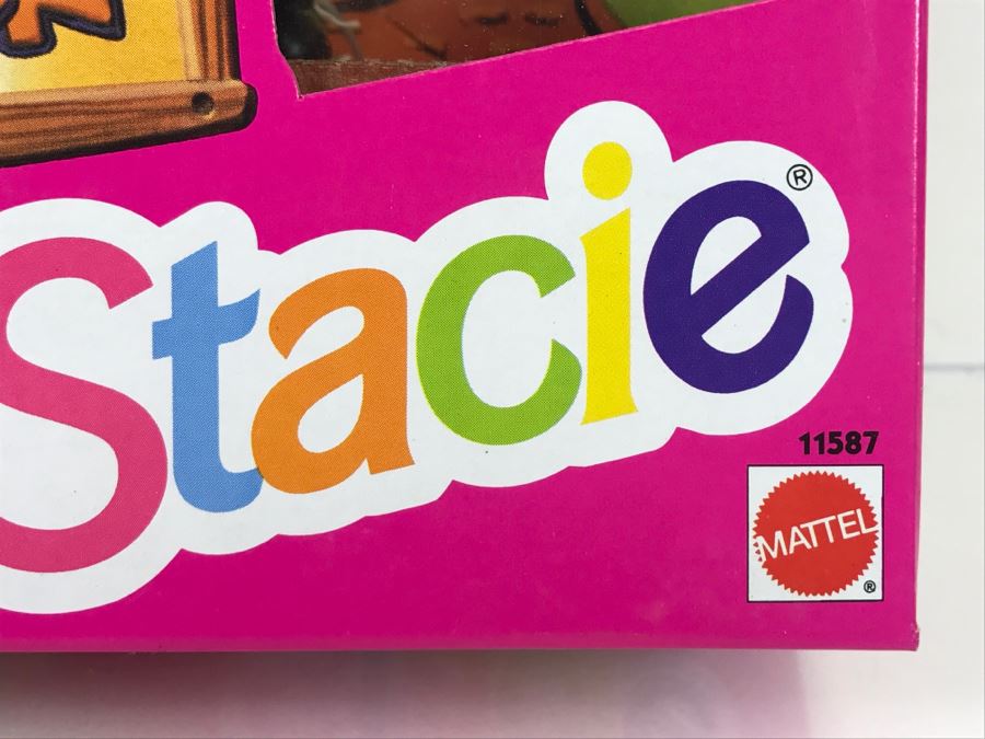 Vintage 1993 Mickey's Toontown Stacie Barbie Doll Mattel 11587 New Old Stock [Photo 6]
