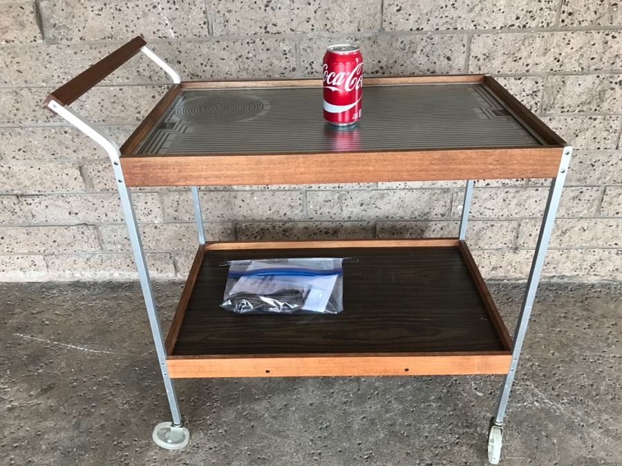 Mid-Century Salton-Hotray Heating Cart With Manual In Great Condition - 2'6' X 1'5' X 2'7'H [Photo 10]