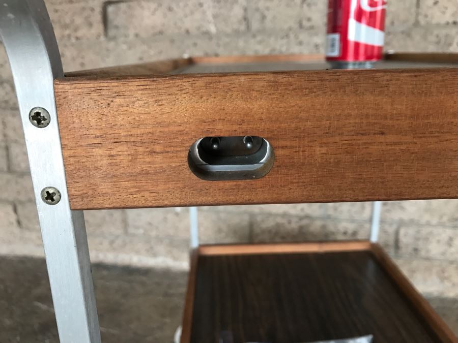 Mid-Century Salton-Hotray Heating Cart With Manual In Great Condition - 2'6' X 1'5' X 2'7'H [Photo 16]