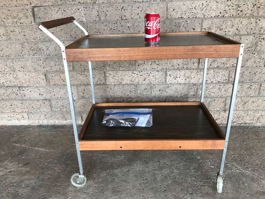 Mid-Century Salton-Hotray Heating Cart With Manual In Great Condition - 2'6' X 1'5' X 2'7'H [Photo 9]