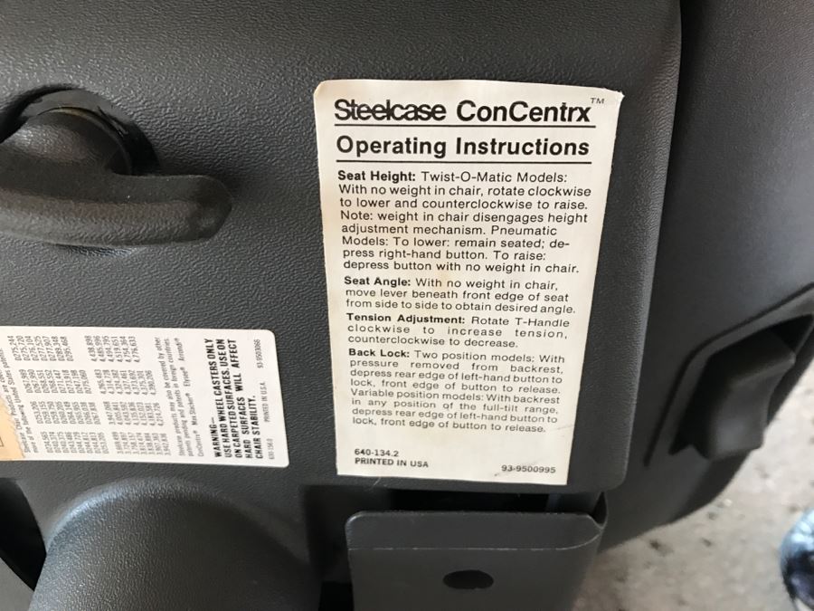 Vintage 1989 Steelcase Armchair Office Chair In Excellent Condition [Photo 7]