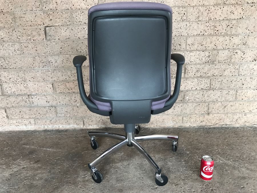 Vintage 1989 Steelcase Armchair Office Chair In Excellent Condition [Photo 4]