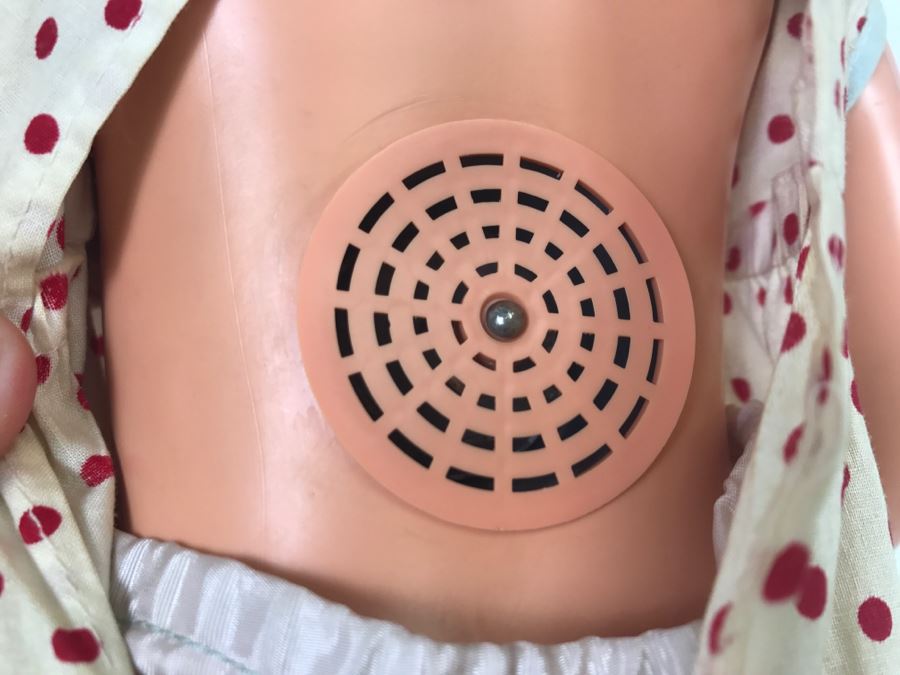 Vintage Plastic Doll With Blue Eyes [Photo 8]