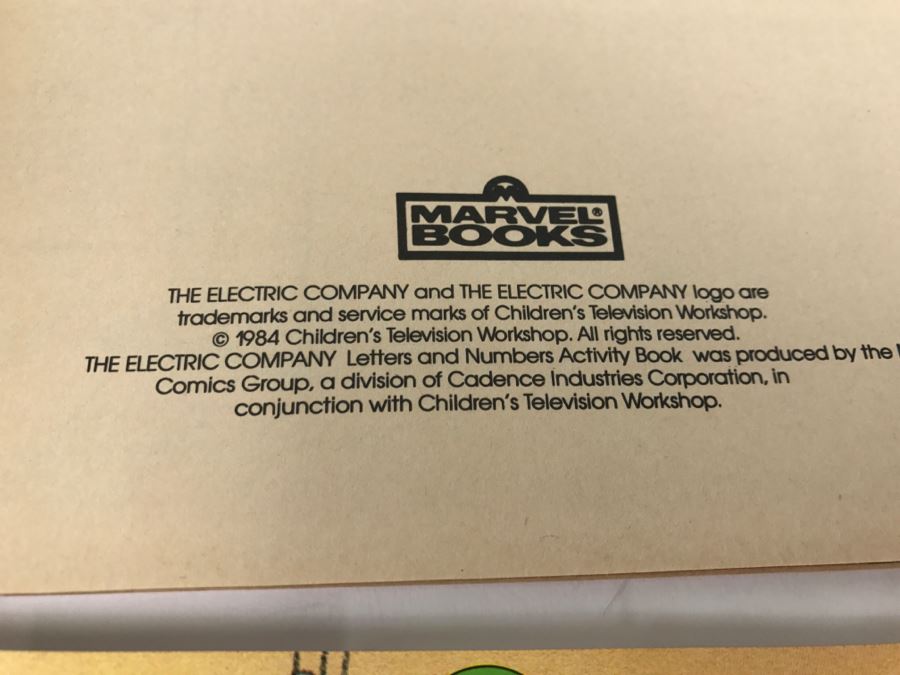 (4) The Electric Company Color And Learn Books Marvel Books 1984 New Old Stock [Photo 13]
