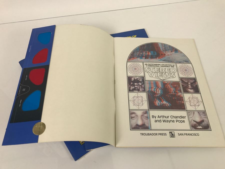 (3) Stereo Views Books With 3-D Glasses 1978 New Old Stock [Photo 8]