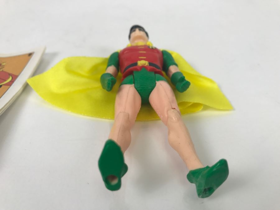 Vintage DC 1984 Kenner Robin Action Figure With Robin Super Powers Comic Book [Photo 5]