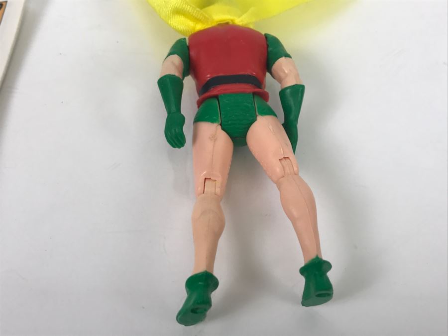 Vintage DC 1984 Kenner Robin Action Figure With Robin Super Powers Comic Book [Photo 8]