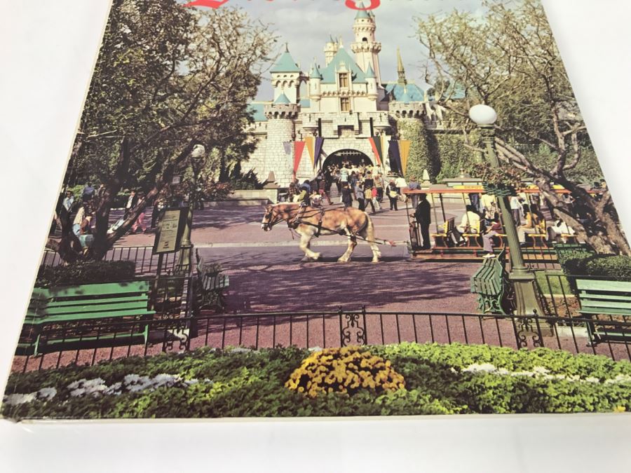 Vintage 1969 Walt Disney's Disneyland By Martin A. Sklar Book [Photo 3]