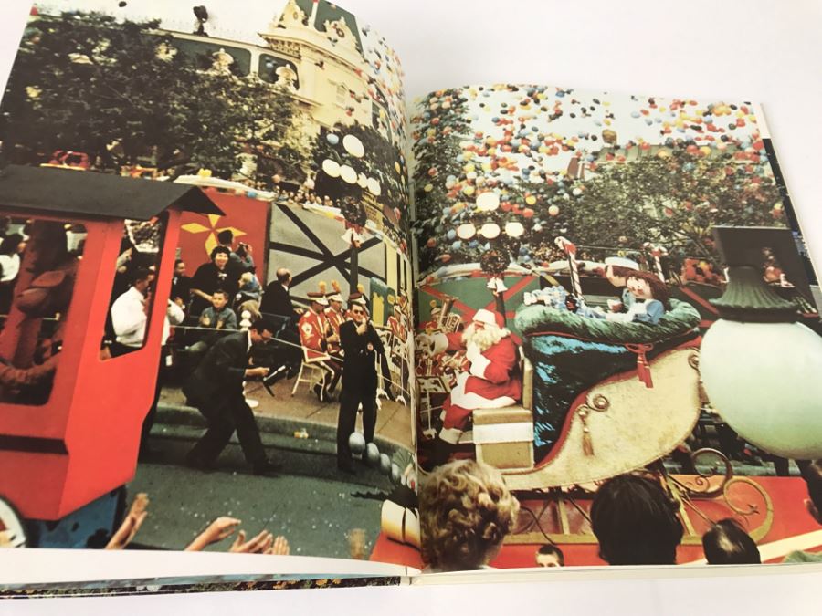 Vintage 1969 Walt Disney's Disneyland By Martin A. Sklar Book [Photo 13]