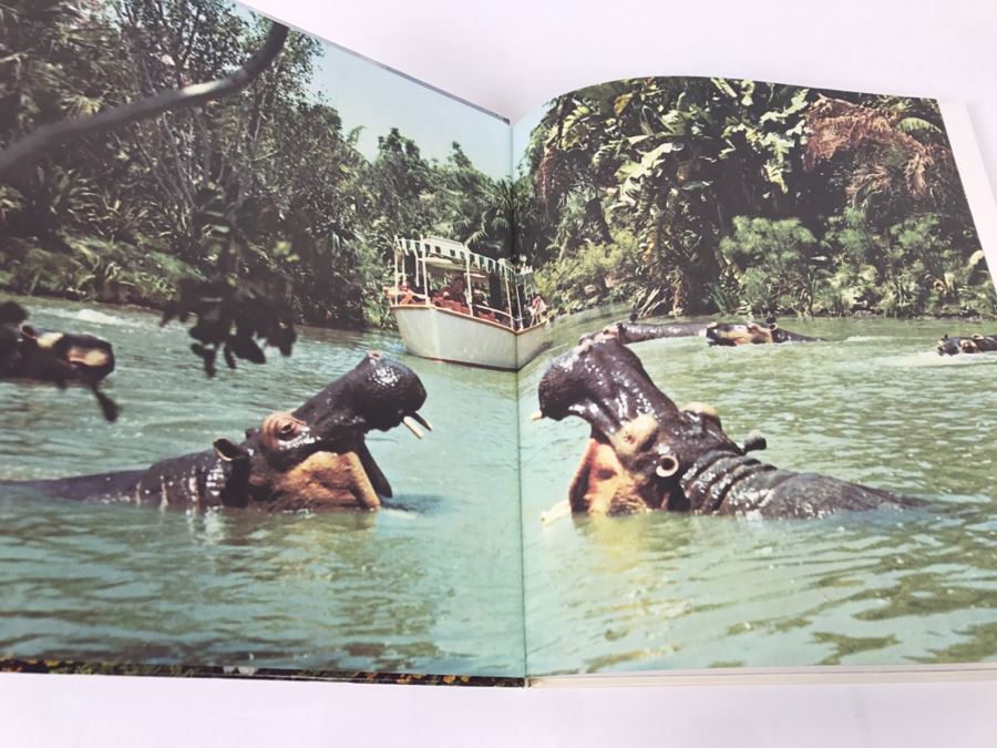 Vintage 1969 Walt Disney's Disneyland By Martin A. Sklar Book [Photo 5]