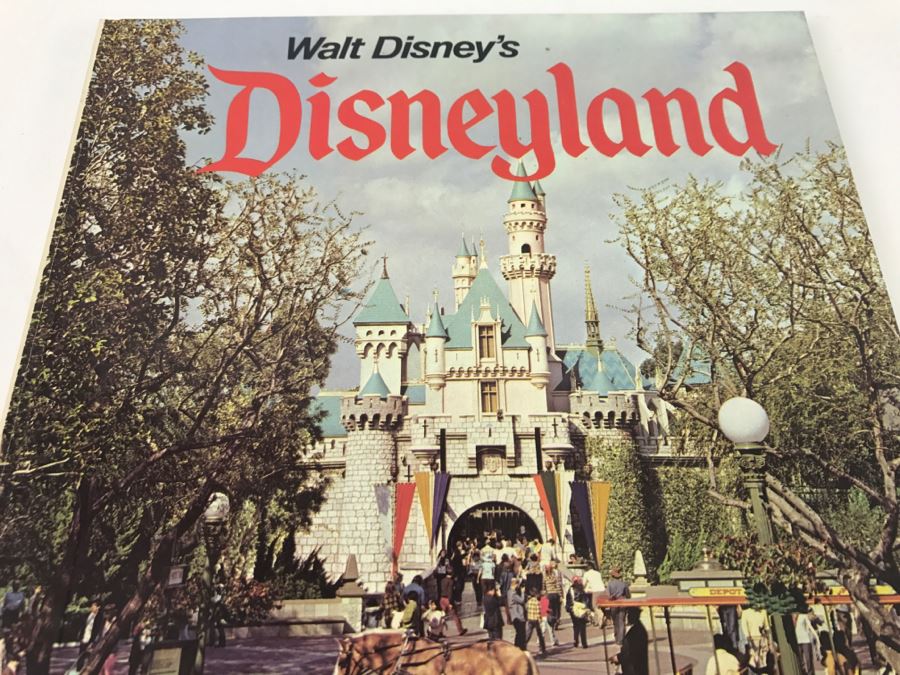 Vintage 1969 Walt Disney's Disneyland By Martin A. Sklar Book