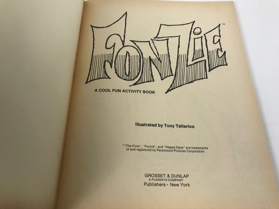  1976 FONZIE Happy Days Cool Fun Activity Book [Photo 6]