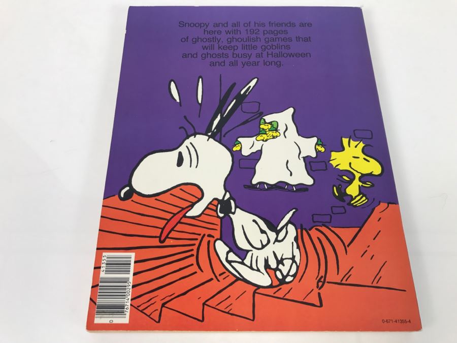 Vintage Snoopy Spooky Giant Activity Book New Old Stock [Photo 4]
