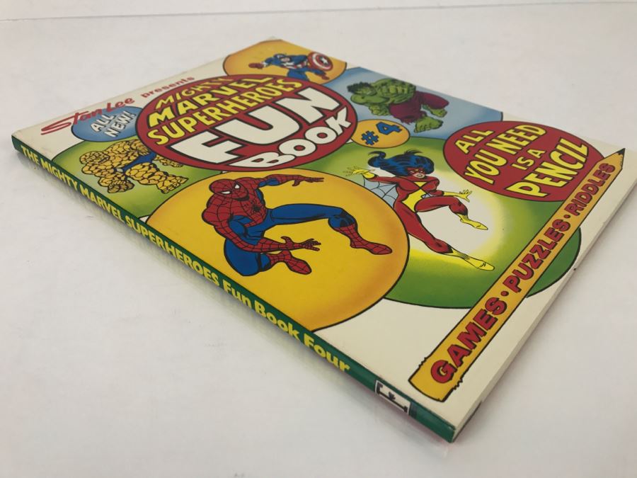 Vintage 1978 First Edition Stan Lee Presents Mighty Marvel Superheroes Fun Book #4 Comic Book Marvel Comics New Old Stock [Photo 4]