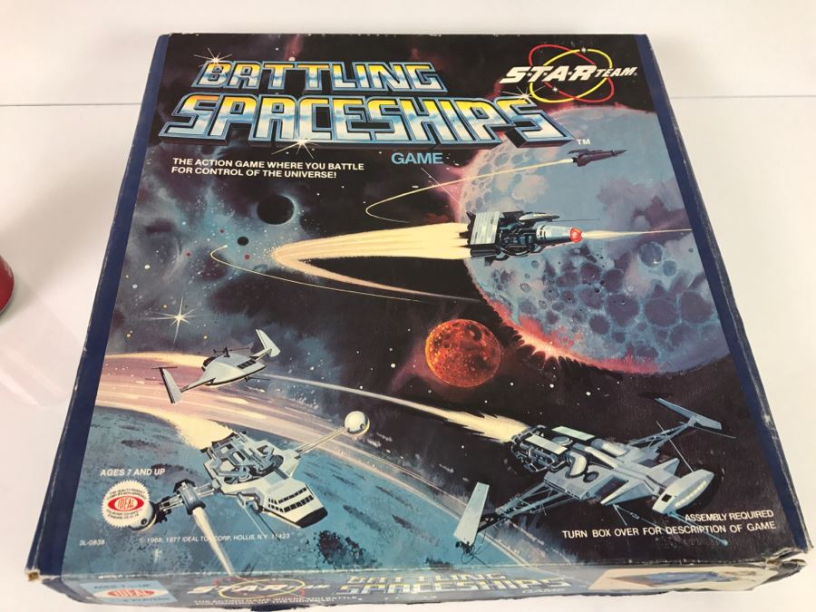 Vintage 1977 Battling Spaceships Game By Ideal [Photo 3]