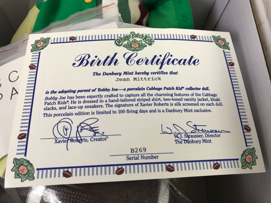 Vintage 1996 Cabbage Patch Kids Bobby Joe Football Player Porcelain Collector Doll Danbury Mint New In Box [Photo 8]