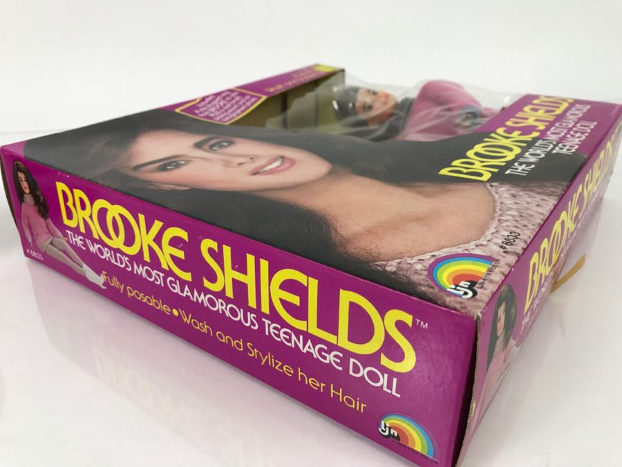 Vintage 1982 Brooke Shields World's Most Glamorous Teenage Doll In Packaging LJN #8833 [Photo 7]
