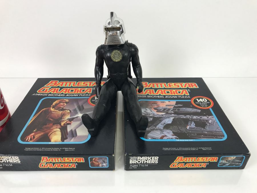 Pair Of Vintage 1978 Sealed Battlestar Galactica Parker Brothers Jigsaw Puzzles And Battlestar Galatica Cylon Centurion Mattel 1978 [Photo 1]
