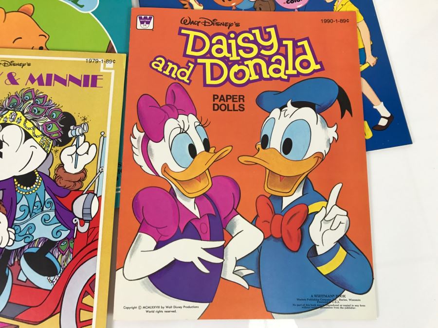 (6) Walt Disney Paper Doll Books And Sticker Fun Books Winnie-The-Pooh, Mickey & Minnie Mouse, Daisy And Donald Duck New Old Stock [Photo 6]