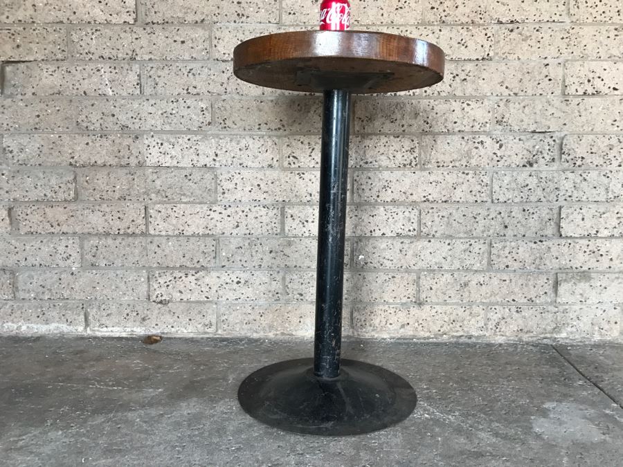 Solid Wood Top Bar Cafe Table With Metal Base [Photo 3]