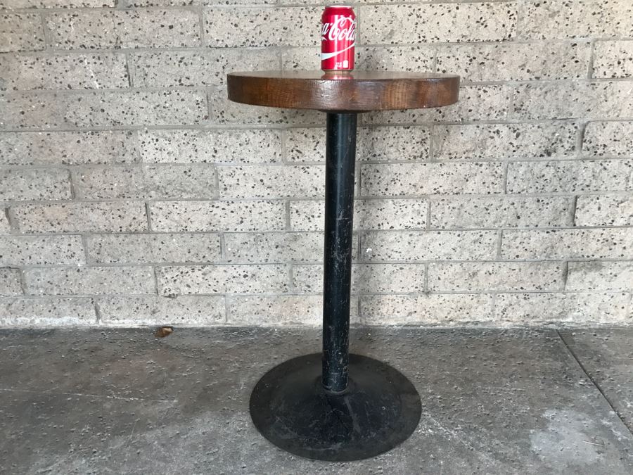 Solid Wood Top Bar Cafe Table With Metal Base [Photo 1]