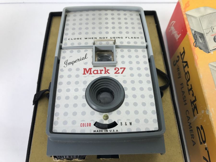 Imperial Mark 27 3-Way Flash Camera In Original Box [Photo 4]