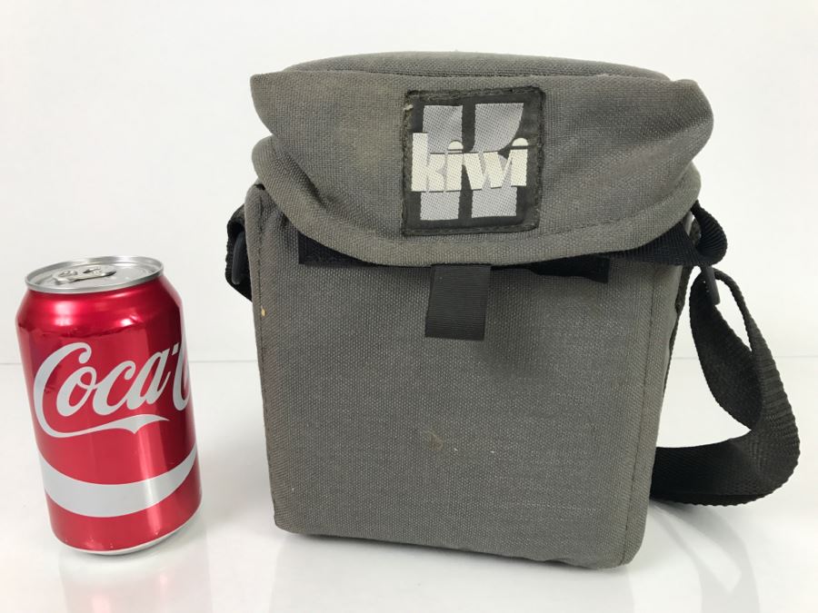 Polaroid Spectra System SE Camera With Original Manual And Carrying Case [Photo 2]