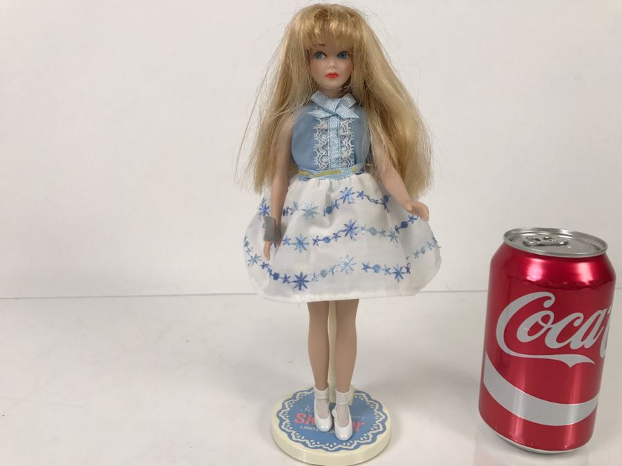 NEW selling Porcelain Skipper 30th Anniversary Barbie