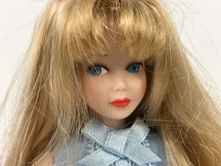 30th Anniversary Limited Edition Skipper Doll By Mattel [Photo 3]