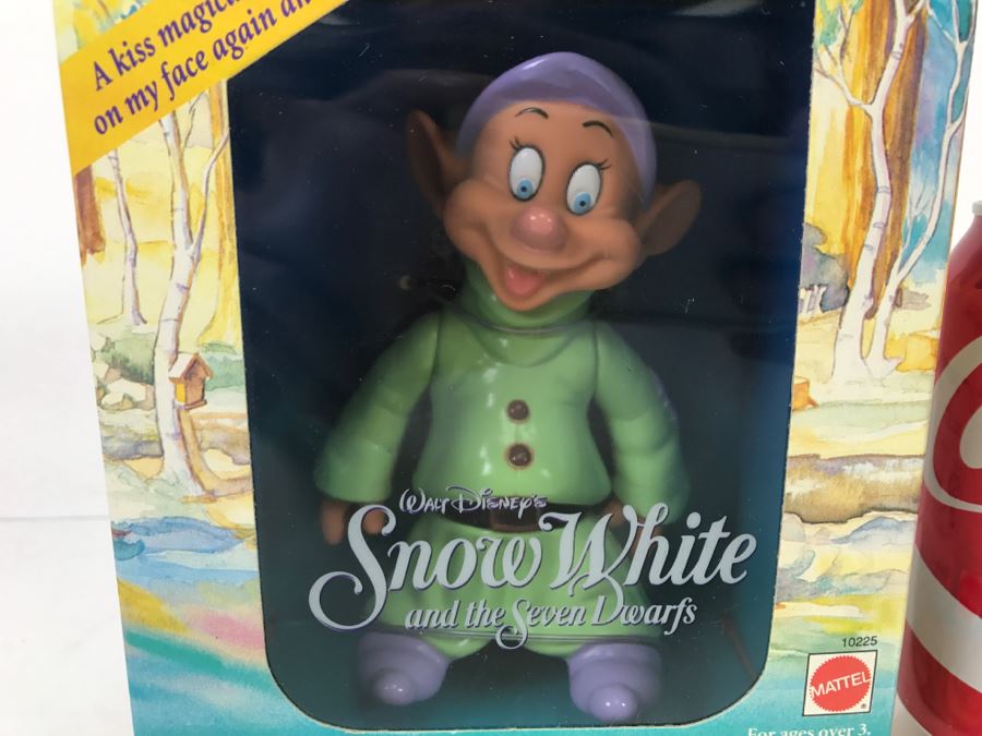 Vintage 1992 Walt Disneys Snow White And The Seven Dwarfs Dopey Doll Toy Mattel 10225 New Old Stock 