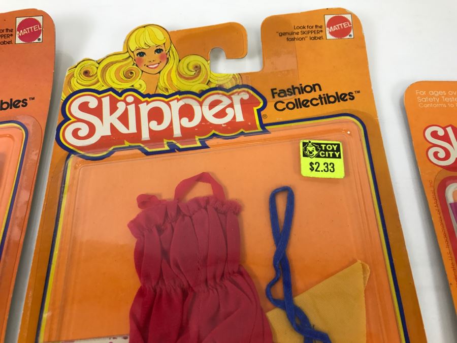 (3) Vintage 1975 1978 Skipper Fashion Collectibles Barbie Doll Clothes New In Packaging [Photo 7]