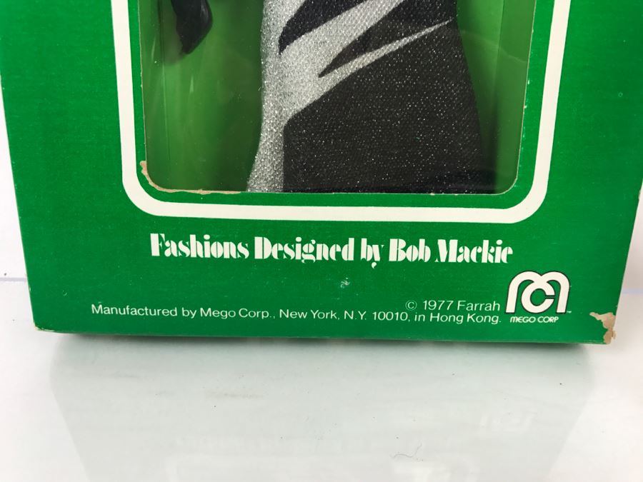 Vintage 1977 MEGO Farrah's Fashions Doll Clothes Designed By Bob Mackie In Original Packaging 77025 [Photo 3]