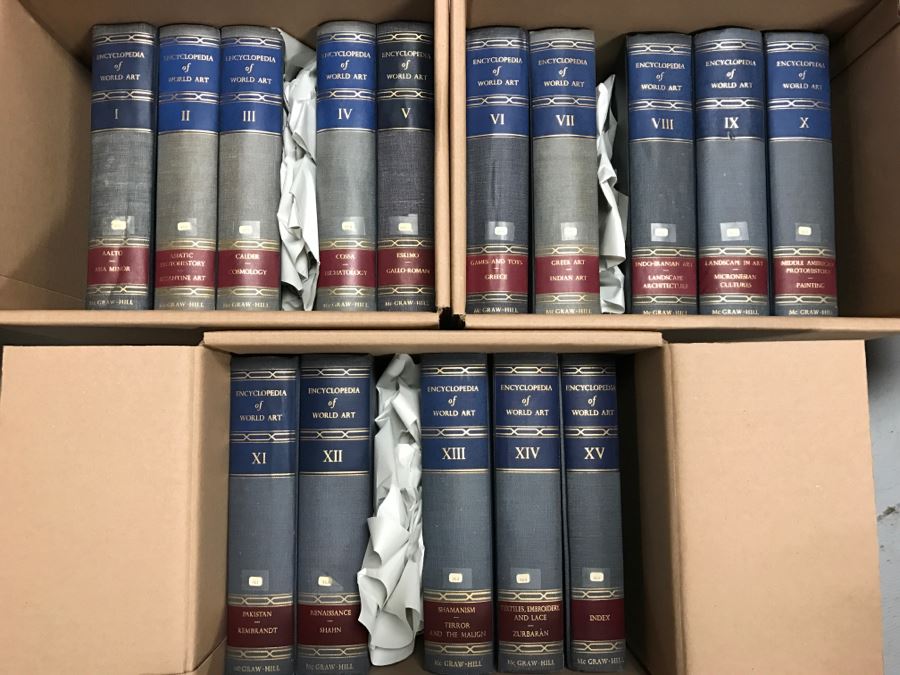 Vintage First Edition 1959 Complete Set Of Encyclopedia Of World Art 15 Volumes McGraw Hill Printed In Italy Retails $300-$500 [Photo 1]