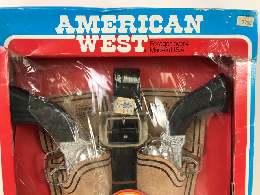 American West Double Holster Set With Die Cast Metal Pistols Genuine Leather In Original Damaged Box [Photo 2]