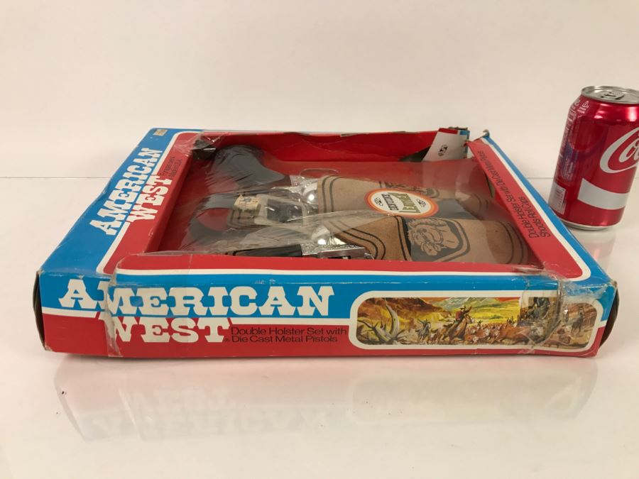 American West Double Holster Set With Die Cast Metal Pistols Genuine Leather In Original Damaged Box [Photo 6]