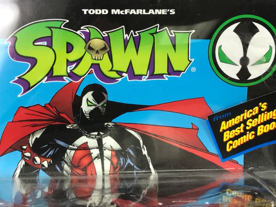 Todd McFarlane's Spawn Action Figure With Special Edition #1 Comic Book Item# 10101 1994 New In Packaging [Photo 3]