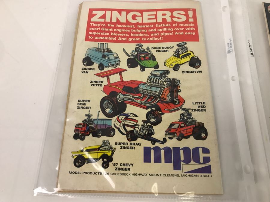 Vintage DC Comics Comic Books The Flash #182 And Black Magic #4 [Photo 9]