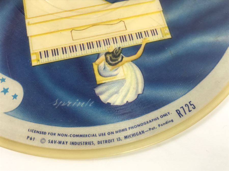 Vogue The Picture Record R725 Rhapsody In Blue And Alice Blue Gown [Photo 5]