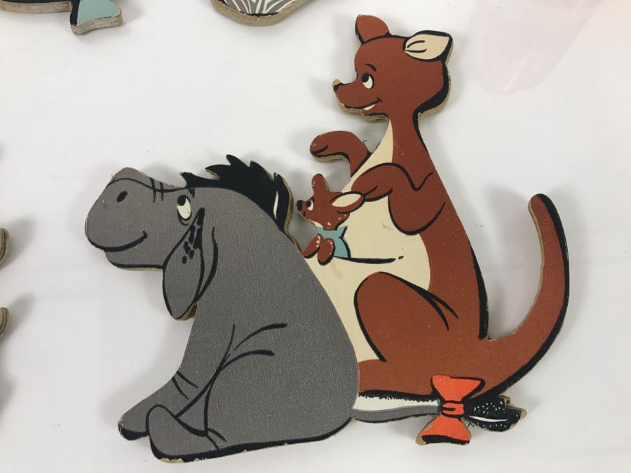 Vintage Walt Disney Winnie The Pooh Wall Decorations Decor Hardboard Cutout [Photo 2]