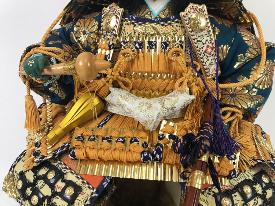 Vintage Japanese Samurai Doll [Photo 6]