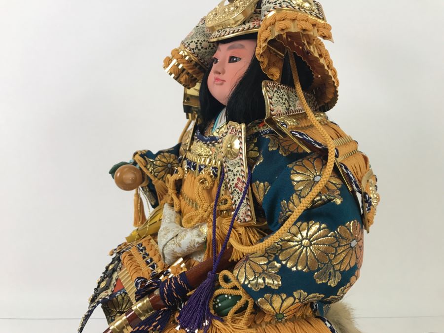 Vintage Japanese Samurai Doll [Photo 14]