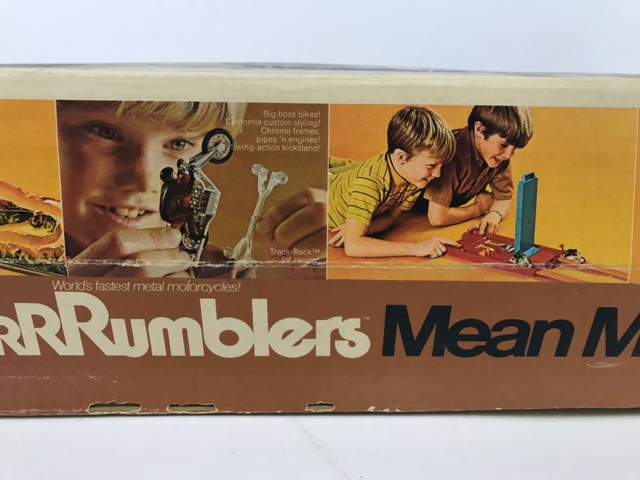 Vintage 1970 Hot Wheels Rumblers Mean Mountain Not Complete Missing Bikes And Men Damaged Box [Photo 10]