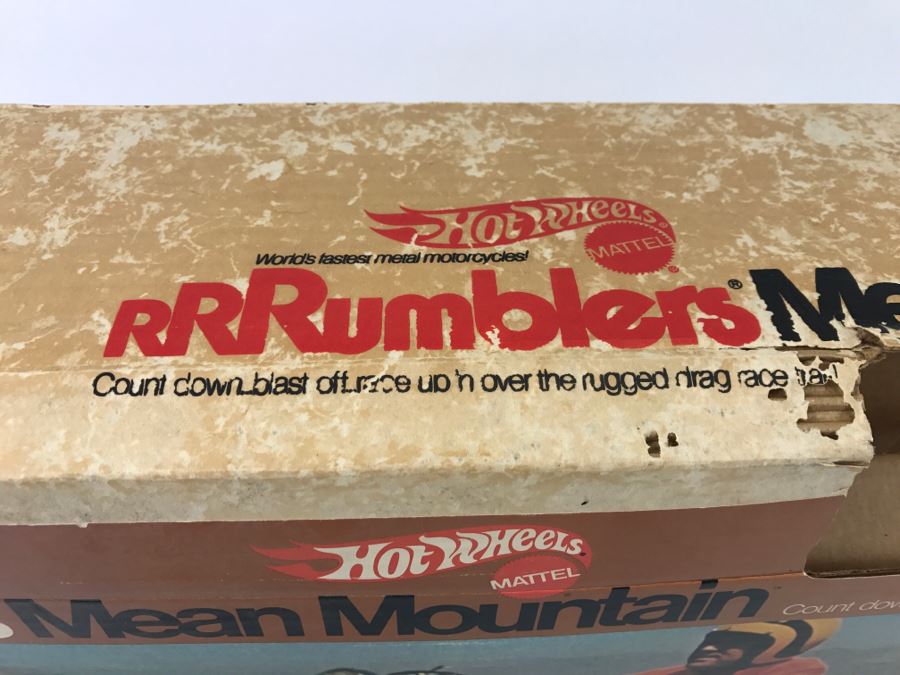 Vintage 1970 Hot Wheels Rumblers Mean Mountain Not Complete Missing Bikes And Men Damaged Box [Photo 7]