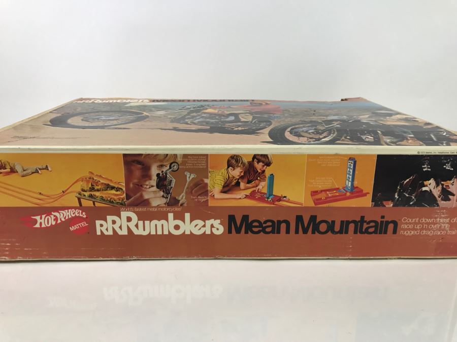 Vintage 1970 Hot Wheels Rumblers Mean Mountain Not Complete Missing Bikes And Men Damaged Box [Photo 10]
