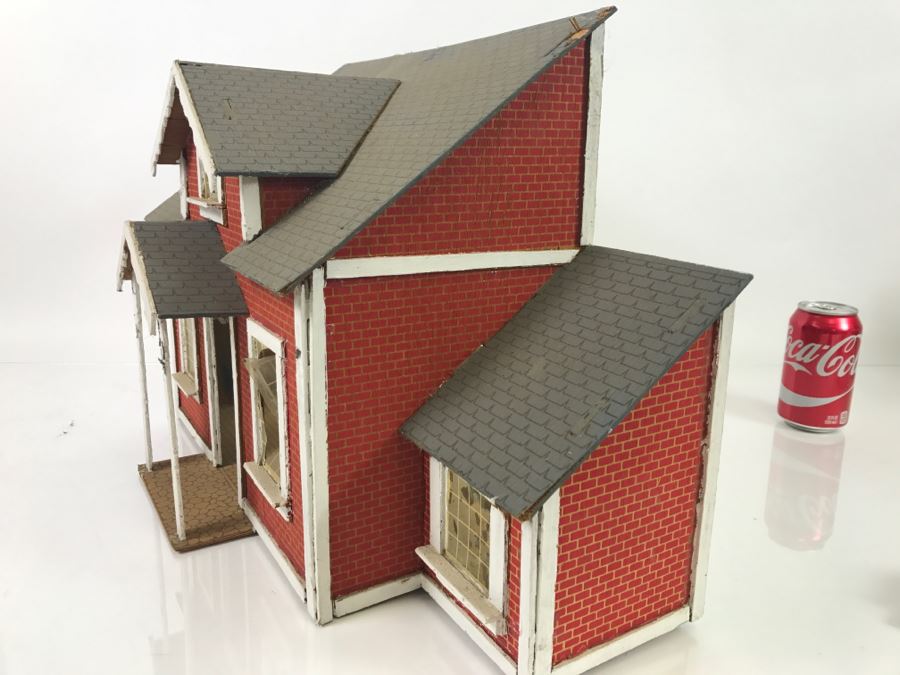 Vintage Wooden Doll House - Needs Some Work [Photo 10]
